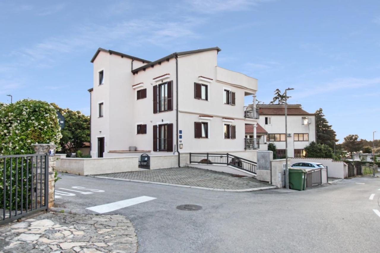 Apartments Villa Alba II Poreč Exterior foto